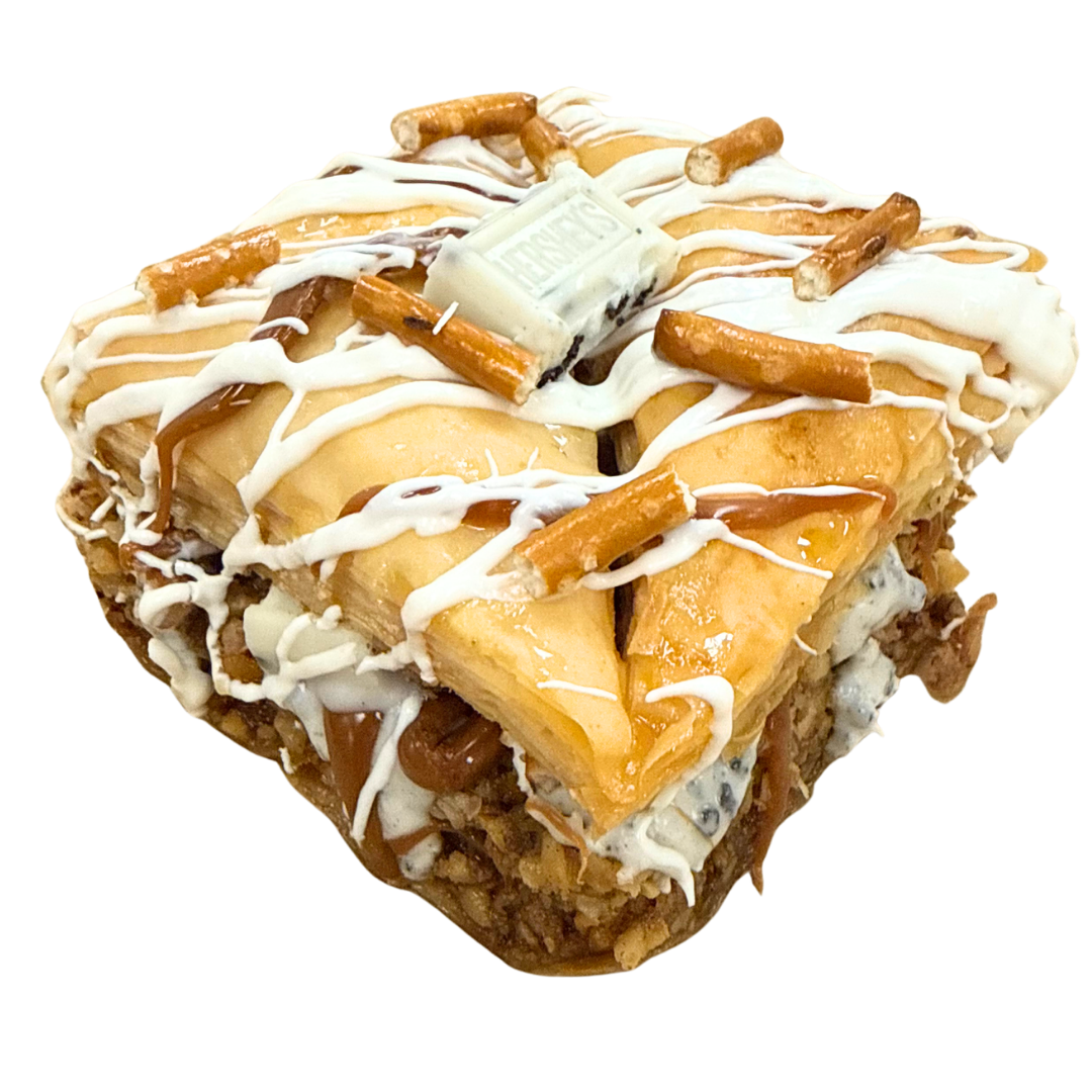 Caramel Pretzel Cookies & Cream